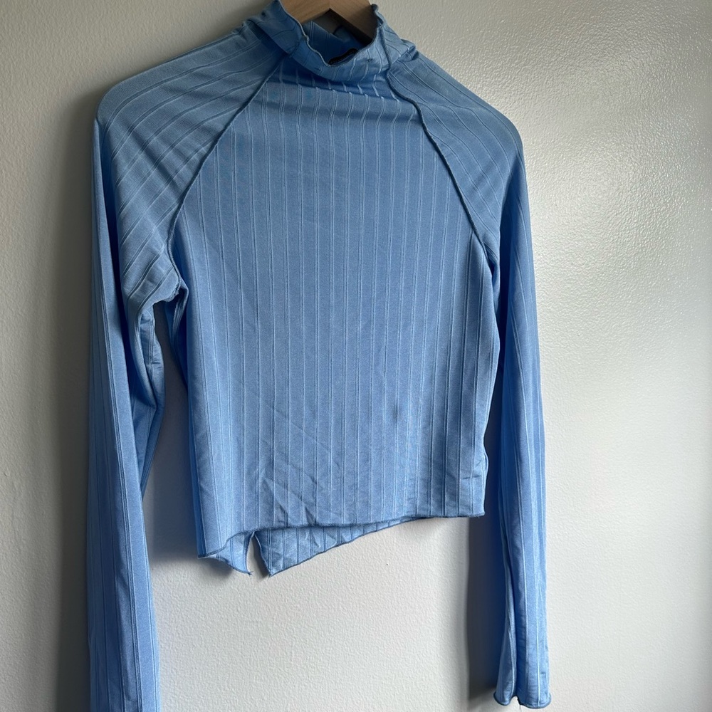 Urban Outfitters Long Sleeve Mock Neck - Picture 4 of 7